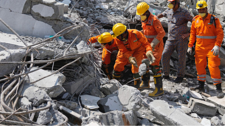 Κατέρρευσε τετραώροφο κτήριο στο Δελχί