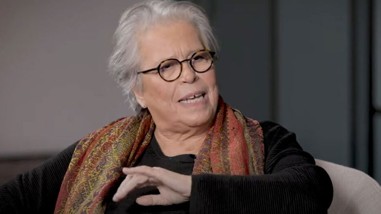 Δήμητρα Γαλάνη για τον πατέρα της: «Τραγουδούσα όταν πέθανε. Ήθελα να φύγει γιατί ταλαιπωριόταν»