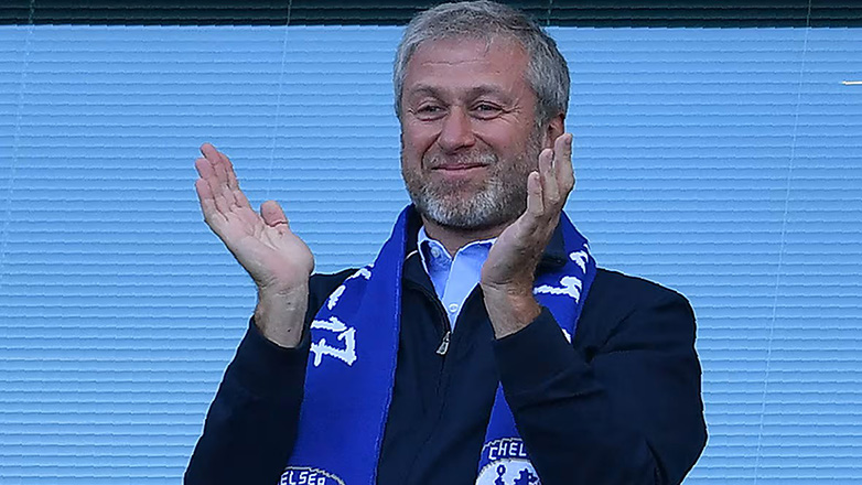 Πώς ο Αμπράμοβιτς απέφυγε τη φορολογία των superyachts του στην Κύπρο