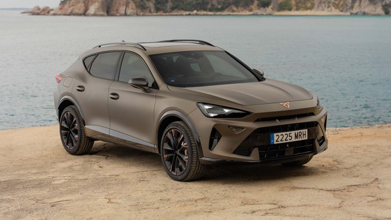 CUPRA: Ποιο είναι το νέο προωθητικό πρόγραμμα για όλα τα E-hybrid μοντέλα της