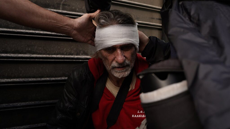 Παράσταση διαμαρτυρίας της Ένωσης Φωτορεπόρτερ Ελλάδας έξω από το Υπουργείο Προστασίας του Πολίτη