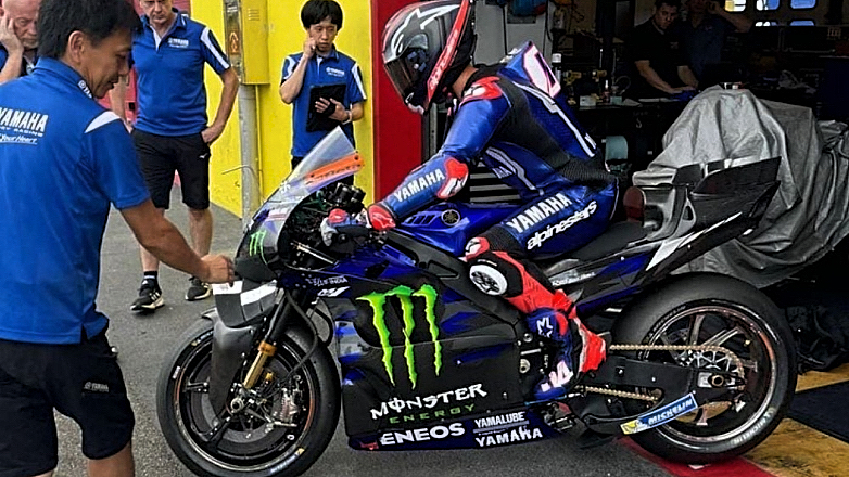 Έκπληξη στην Sepang: η Yamaha καλεί τον Andrea Dovizioso για τον V4!