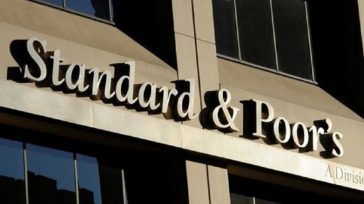 S&P: Αναβάθμισε τέσσερις ελληνικές τράπεζες