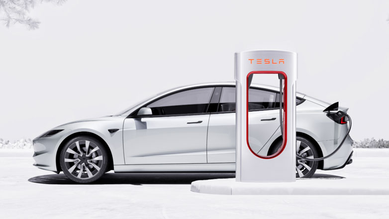 Μειώθηκαν ελαφρώς οι πωλήσεις της Tesla το 2024 – Μέσα στο 2025 θα φέρει στην αγορά το «φθηνό» ηλεκτρικό της