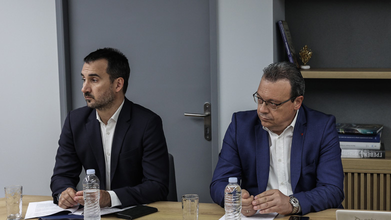 Τηλεφωνική επικοινωνία Χαρίτση – Φάμελλου για τα Τέμπη