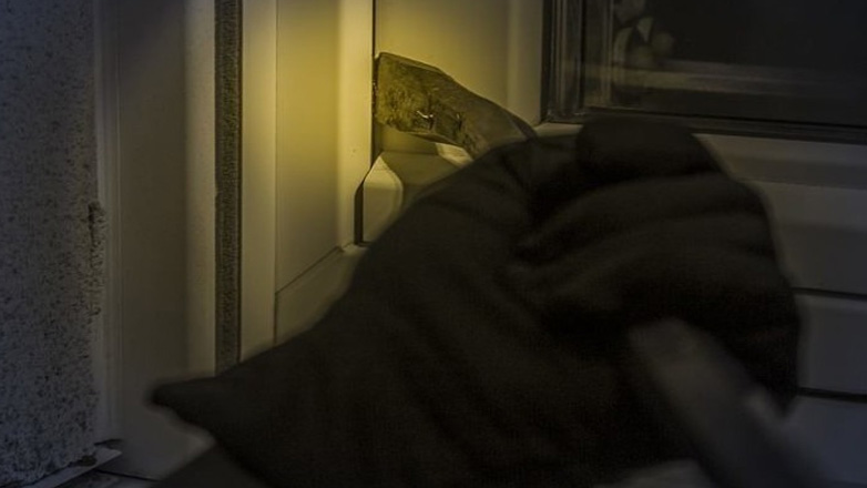 Θεσσαλονίκη: Χειροπέδες σε διαρρήκτη με λεία 120.000 ευρώ