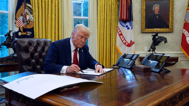 Άρχισε ο εμπορικός πόλεμος μεταξύ ΗΠΑ και Καναδά, Μεξικού και Κίνας