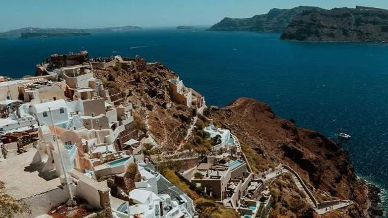 Κλειστά σχολεία έως και την Παρασκευή σε Θήρα, Ανάφη, Ίο και Αμοργό Κλειστά σχολεία έως και την Παρασκευή σε Θήρα, Ανάφη, Ίο και Αμοργό