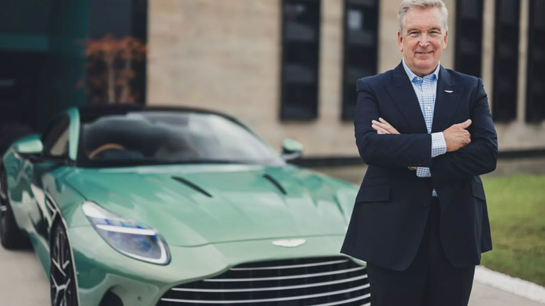 Η Aston Martin πάει κόντρα σε όλους και θέλει να επιστρέψει στα χειροκίνητα κιβώτια