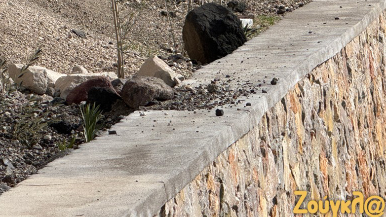 Κατολίσθηση στη Βλυχάδα της Σαντορίνης