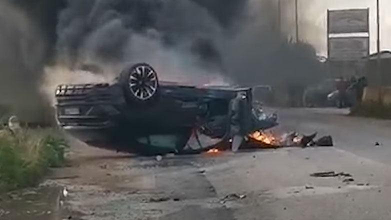 Lamborghini Urus τυλίχθηκε στις φλόγες μετά από τρακάρισμα με Fiat (Βίντεο)