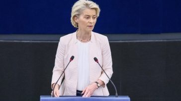 Φον ντερ Λάιεν: Η ΕΕ έτοιμη για εποικοδομητικό διάλογο με τις ΗΠΑ, αλλά και να απαντήσει αν στοχοποιηθεί