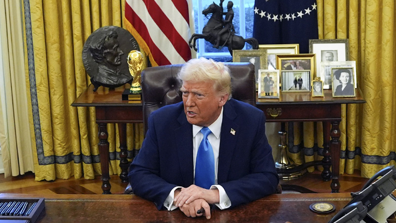 Τραμπ: Θέλει να ασκήσει «μέγιστη πίεση» στο Ιράν