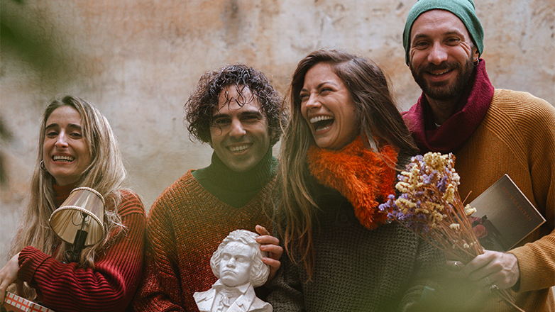 «Από έρωτα»: Μια μουσικοθεατρική παράσταση για τον έρωτα στη Σφίγγα