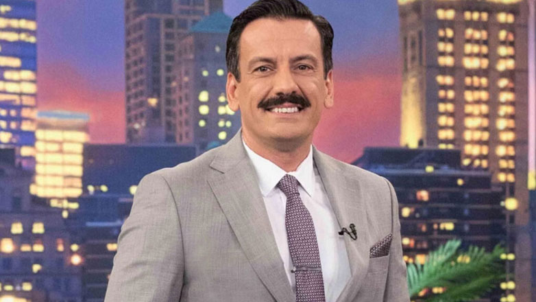 Θάνος Κιούσης: «Έχω πάρει περίεργα εσώρουχα, το πιο περίεργο που έχω δοκιμάσει είναι αυτό που είναι ανοιχτό πίσω»