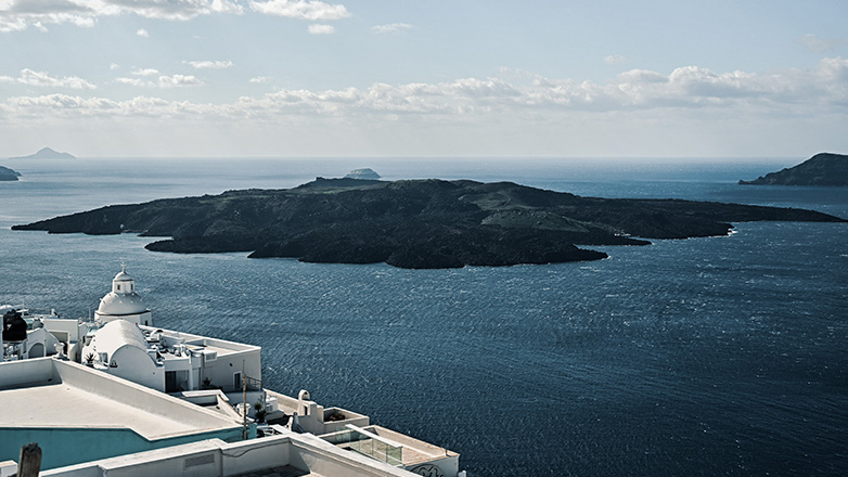 Κλειστά τα σχολεία σε Σαντορίνη, Ίο, Ανάφη και Αμοργό έως τις 21 Φεβρουαρίου