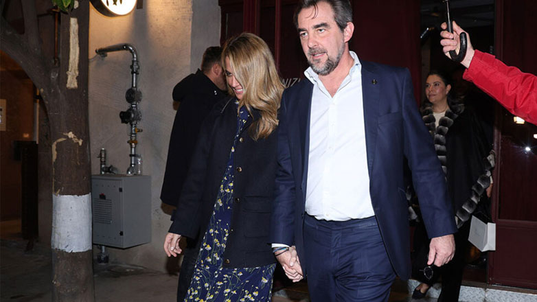 Νικόλαος Ντε Γκρες – Χρυσή Βαρδινογιάννη: Χέρι χέρι στο pre wedding party που έγινε στο Κουκάκι