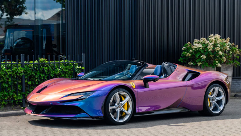 Έξαλλη η Ferrari με όσους «πειράζουν» υπερβολικά τα μοντέλα της