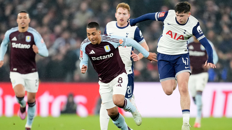 Κύπελλο Αγγλίας: Η Άστον Βίλα «έσβησε» και τον τελευταίο στόχο της Τότεναμ