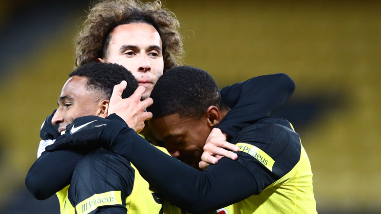 Ισοπεδωτική η ΑΕΚ, συνέτριψε 5-0 τον Πανσερραϊκό και πλησίασε την κορυφή!