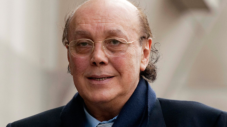 Έφυγε από τη ζωή ο Τουρκοκύπριος επιχειρηματίας Ασίλ Ναντίρ Έφυγε από τη ζωή ο Τουρκοκύπριος επιχειρηματίας Ασίλ Ναντίρ