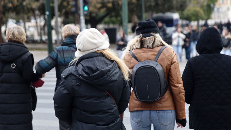Τσουχτερό κρύο σε όλη τη χώρα -Χιονοπτώσεις στα ηπειρωτικά και στα ορεινά της Εύβοιας και της Κρήτης