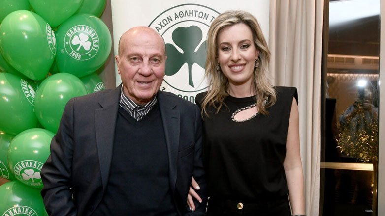 Πόπη Δομάζου: Η απάντηση στην αιχμηρή ανάρτηση που έκαναν οι αδελφές της