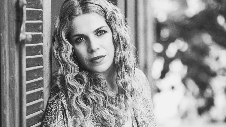 Η Βιολέτα Ίκαρη στον Σταυρό του Νότου Club