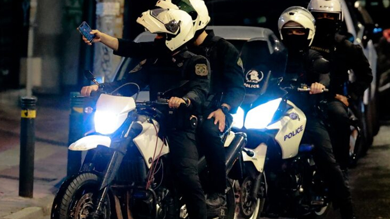 Ίλιον: Επιδειξίας τρομοκράτησε δεκαεξάχρονες