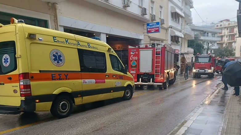 Ιωάννινα: 45χρονη, θύμα ενδοικογενειακής βίας, βούτηξε στο κενό από δωμάτιο ξενοδοχείου