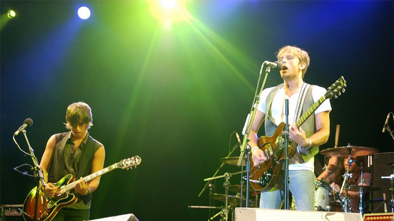 Kings of Leon: Το δημοφιλές ροκ συγκρότημα έρχεται για πρώτη φορά στην Ελλάδα