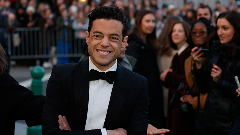 Η πρόκληση των δέκα σεναριογράφων στο «The Amateur» με τον Ράμι Μάλεκ