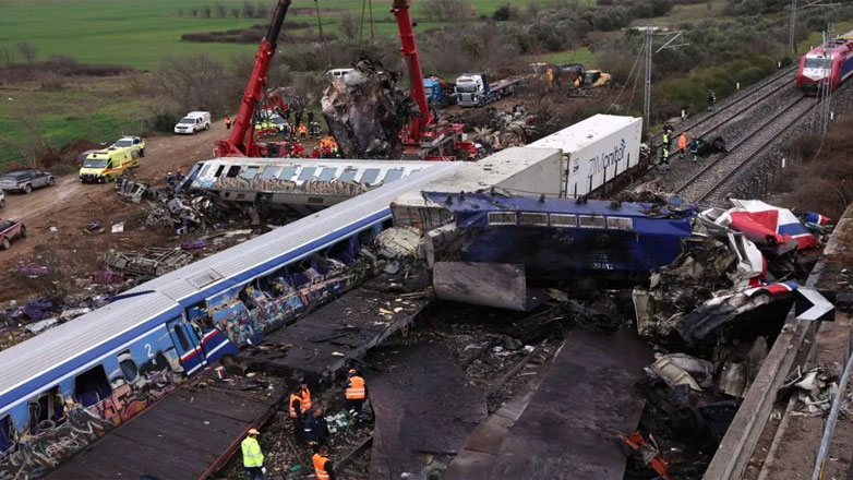 Νέα εξέλιξη στην υπόθεση των Τεμπών: Στη Βουλή δικογραφία – μήνυση κατά του πρωθυπουργού και πρώην υπουργών