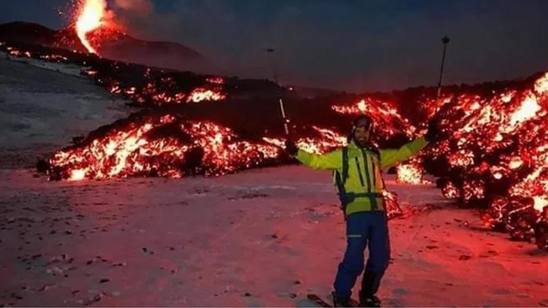 Μοναδικό θέαμα στο ηφαίστειο της Αίτνα: Η λάβα ρέει επάνω στο χιόνι – Δείτε βίντεο