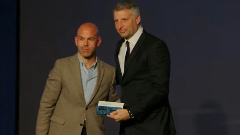 Ο Παπαλουκάς βραβεύτηκε από τους Ισπανούς ως διεθνής «θρύλος» του μπάσκετ