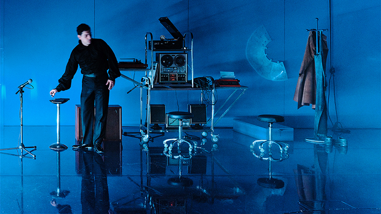 «Η καρδιά του σκύλου» συνεχίζει να χτυπάει στο Θέατρο Κιβωτός