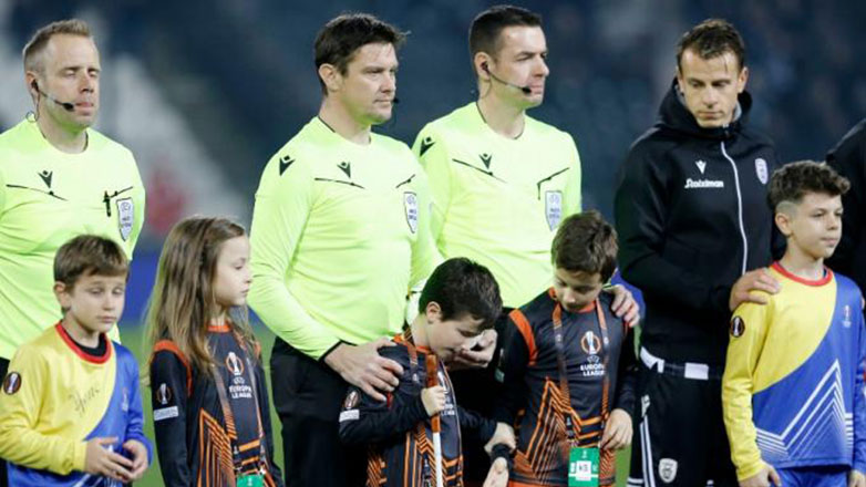 Ο Σλοβένος Γιουγκ σφυρίζει στο Στεάουα-ΠΑΟΚ