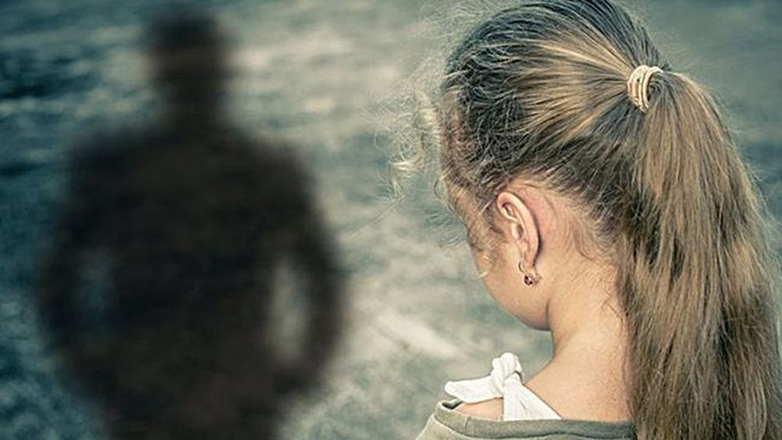 Προφυλακιστέοι η μητέρα και ο σύντροφός της για το βιασμό της 10χρονης στη Θεσσαλονίκη