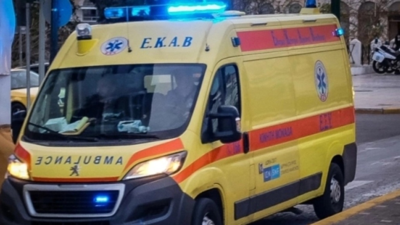 Τραγωδία στην Αρτέμιδα: Νεκρός 17χρονος μαθητής στον ύπνο του