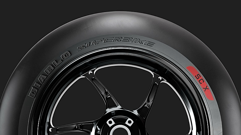 Με καινοτομίες η Pirelli στην πίστα της Χερέθ για τις Δοκιμές Moto2™ και Moto3™