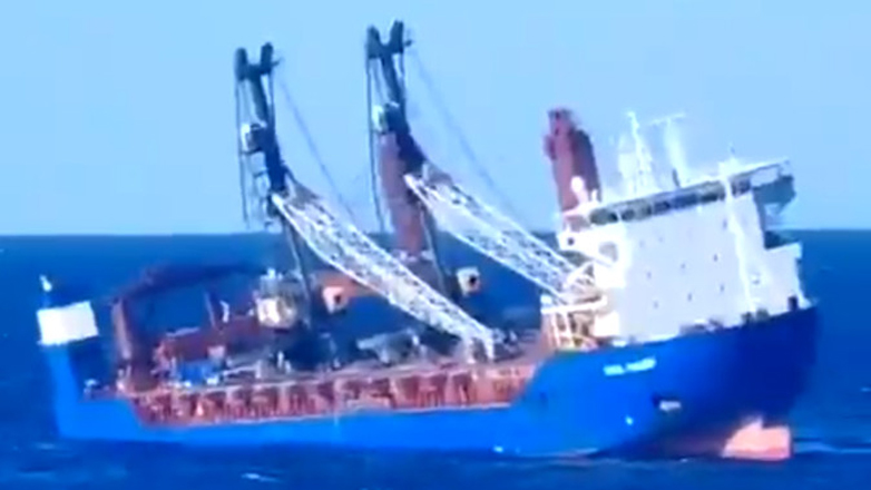 Ρωσία: Επιστρατεύονται δύτες μετά τις εκρήξεις σε εμπορικά πλοία Ρωσία: Επιστρατεύονται δύτες μετά τις εκρήξεις σε εμπορικά πλοία