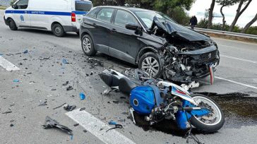 Τροχαίο ατύχημα στη Βάρκιζα, με τραυματία μοτοσυκλετιστή