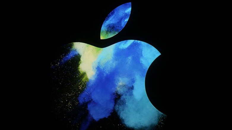 Η Apple υπόσχεται επενδύσεις 500 δισεκ. δολαρίων στις ΗΠΑ μέσα στα επόμενα τέσσερα χρόνια