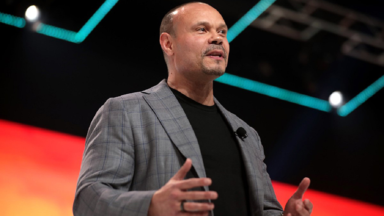 Ο συνωμοσιολόγος και πρώην αστυνομικός Νταν Μποντζίνο διορίστηκε υποδιευθυντής του FBI