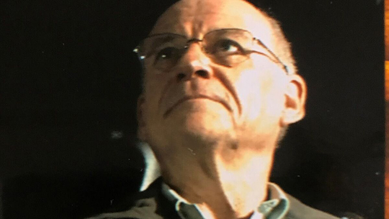 Στο εδώλιο ο χειρουργός που κατηγορείται για σεξουαλική κακοποίηση εκατοντάδων παιδιών