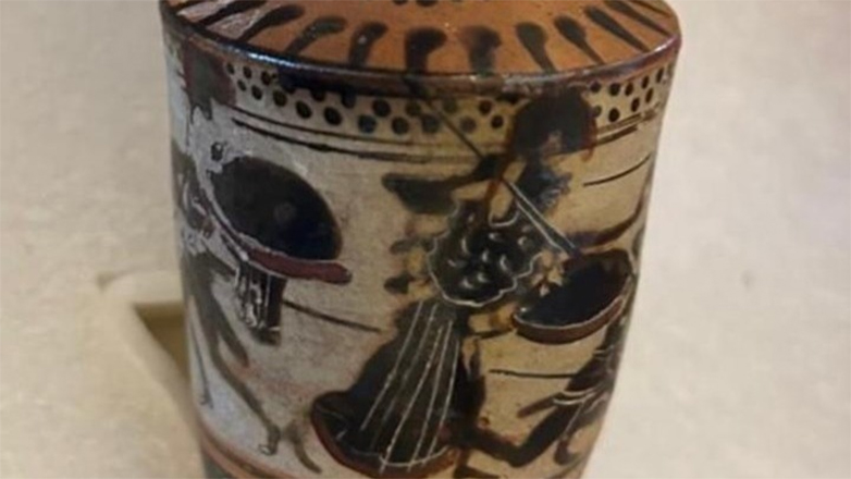 Επαναπατρισμός αττικού μελανόμορφου ληκυθίου από το Μουσείο Glencairn της Πενσυλβάνια