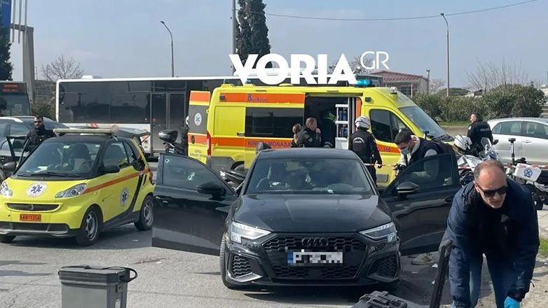 Θεσσαλονίκη: Μαφιόζικο χτύπημα έξω από τα ΚΤΕΛ «Μακεδονία» Θεσσαλονίκη: Μαφιόζικο χτύπημα έξω από τα ΚΤΕΛ «Μακεδονία»