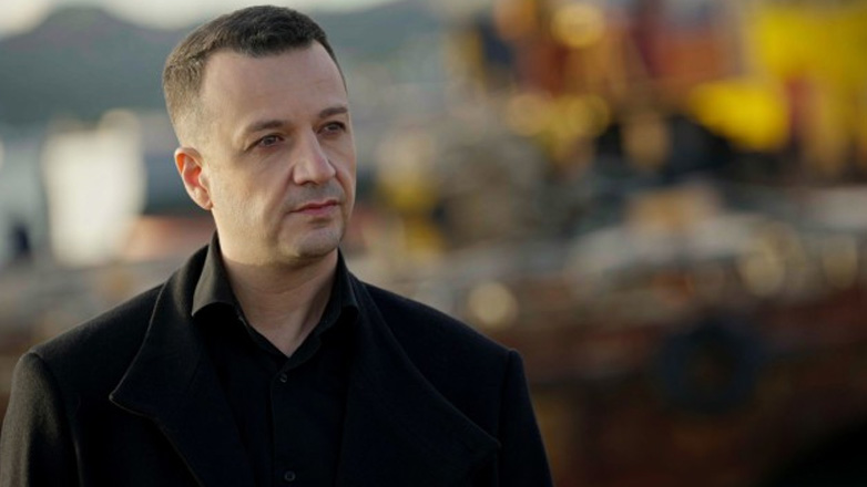 «Τι μου έχεις κάνει» τραγουδά ο Κωνσταντίνος Μάμαλης