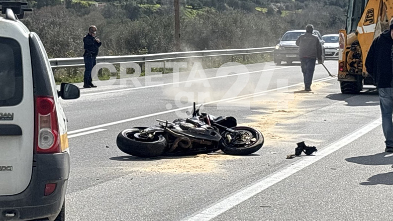 Σοβαρό τροχαίο δυστύχημα στο Ηράκλειο – Νεκρός ο οδηγός της μοτοσυκλέτας