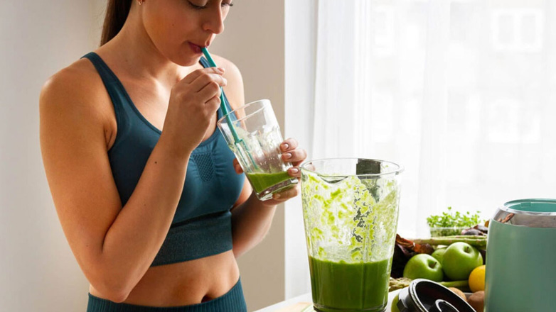 Το πιο θρεπτικό smoothie με σπανάκι για αύξηση της ενέργειας και αποτοξίνωση